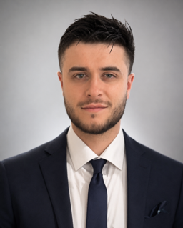 Tom — Founder & Director, MarketMotion Studios